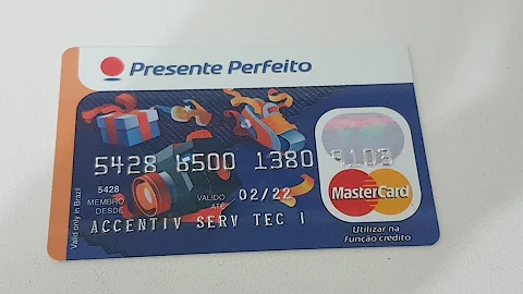 Como sacar o dinheiro do cartão Presente Perfeito?