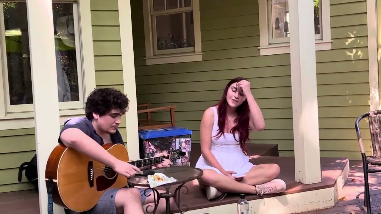 Julia Henslee and Eli Henslee, “La Vie En Rose” (Piaf and Louiguy)