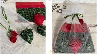 Kit presente( toalha de lavabo, sachês perfumados, saquinho de presente e pingente tulipinha)