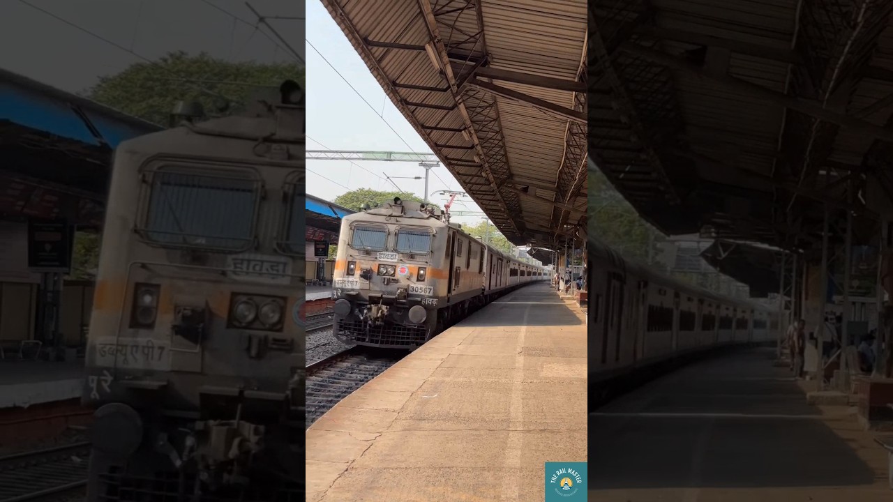 Howrah WAP 7 leads Asansol-Howrah Agnibina Express Furiously Crosing ||