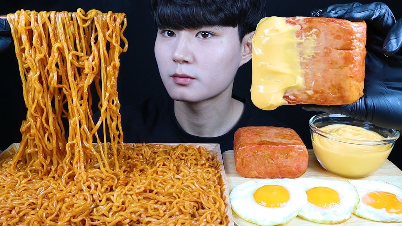 핵불닭볶음면 통스팸 계란후라이 리얼사운드 먹방ASMR MUKBANG Spicy noodles Cheesy Spam 辛い であれば、 スパム Mie pedas eating sounds