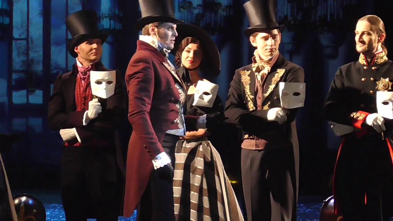 Онегин - Москва & Бал [Иван Ожогин & Вера Свешникова] - YouTube