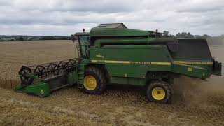 15-8-21 Nathan Sparrow Ltd, combining with John Deere 2264 Hillsider