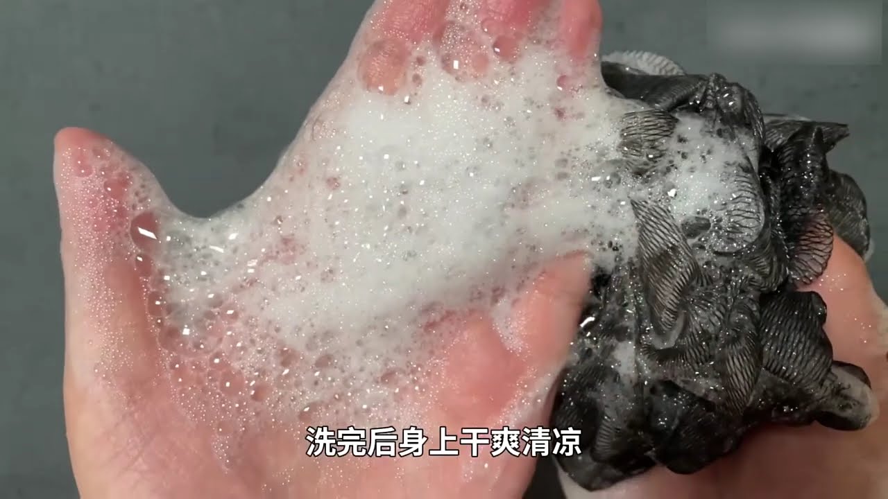 睡到自然醒就去网吧，一台电脑一瓶可乐，轻松享受快乐一晚