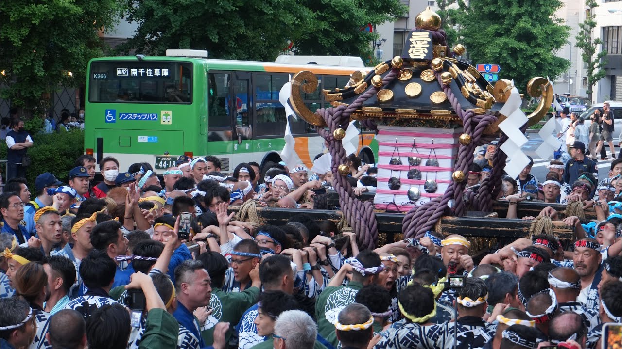 令和8年 浅草神社例大祭（三社祭） 本社神輿各町渡御 三之宮 東部十二