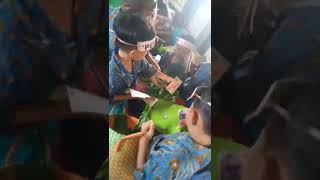 Tema Pekerjaan/ Sub tema Pedagang. Anak TK sangat antusias pada kegiatan bermain sambil belajar Tema Pekerjaan/ Sub tema Pedagang. Anak TK sangat antusias pada kegiatan bermain sambil belajar