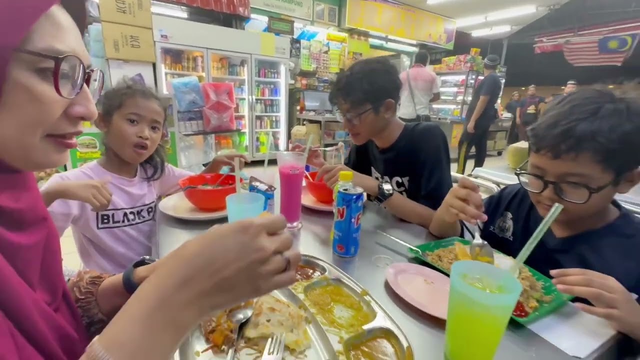 WAN FAMILY TRIP TO JB
