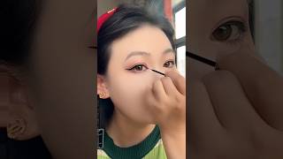 Easy Eyeliner Hack for Beginners ✨ Waterproof & Long Lasting 😍 #beautyhacks #makeuptutorial