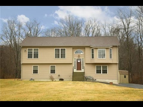 303 Diddell Road, Poughkeepsie, NY home video tour
