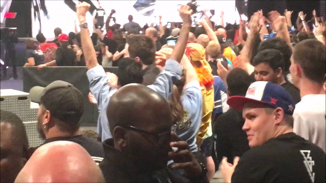 WWE Raw The Night After Wrestlemania 32 My View Part 3