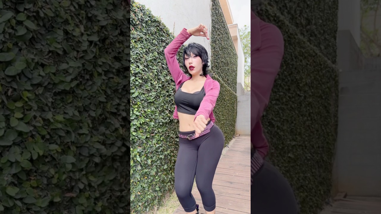 Invisigal OPA OPA DANCE 😳 #dispatch #invisigal #anime #cosplay