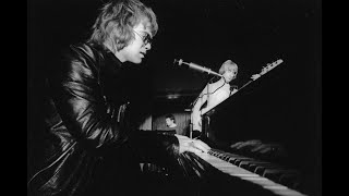 Elton John - Mona Lisas and Mad Hatters (Live in Virginia 1972)