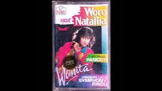 Wanita - Woro Natalia