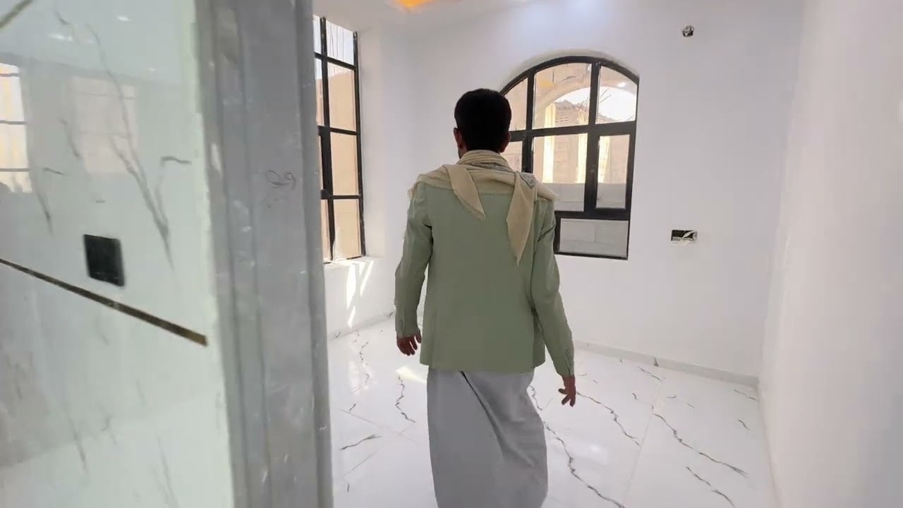 فله للبيع دورين وملحق جديد بسعر ولا في الاحلام 77 مليون اعلان رقم(1020) 