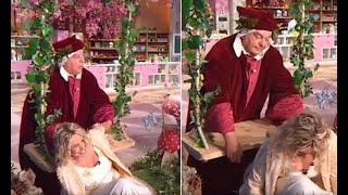 Antonella Clerici Cade Dallaltalena A È Sempre Mezzogiorno Il Video