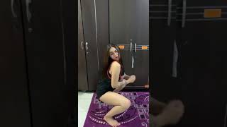 Tante goyang hot