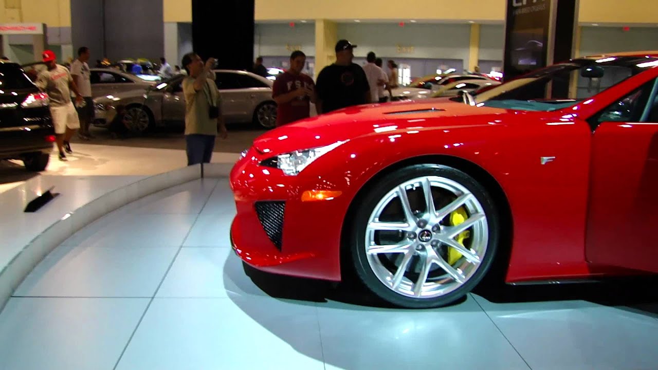 Red lexus lfa