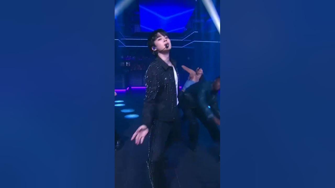 Jimin in Tonight with Jimmy fallon show performing Like crazy