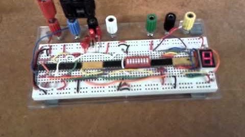 Binary Counter with reset switch