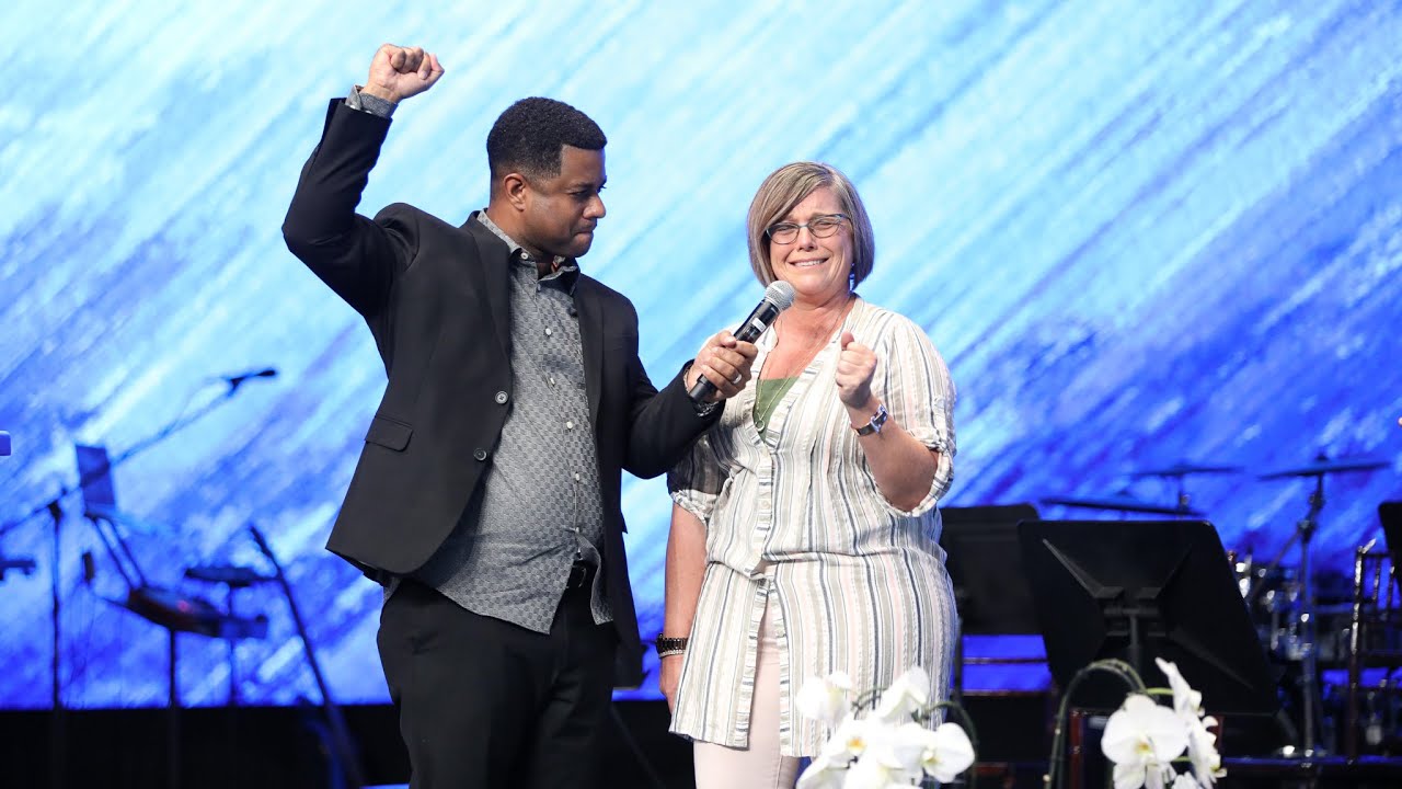 [Healing School Testimony] Single Mom Touches the Hem of His Garment ...