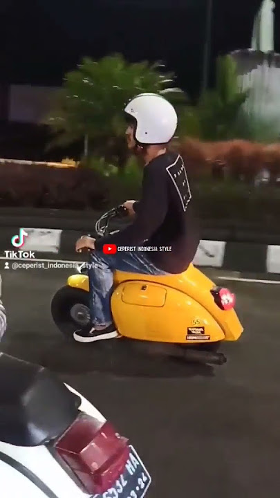 vespa unik beda dari yang lain