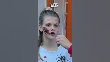 Thumbnail of Kostüme meiner Geschwister bewerten 😂😳 PART 2 #shorts
