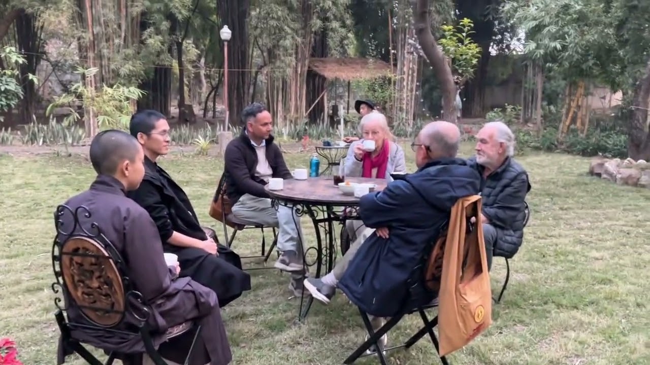 Chúc người hữu duyên một niệm an lành 