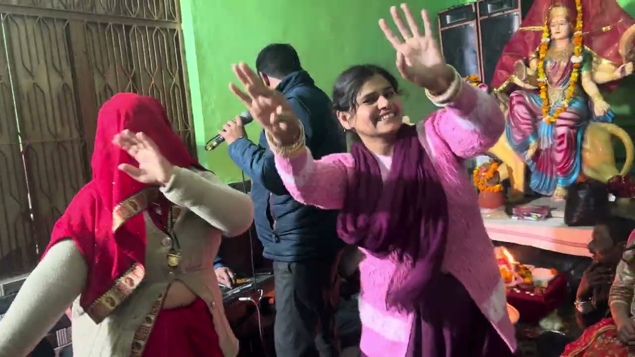 माता रानी के जगराते में दिल खोल के झूमे 🥰🥰#dance #lovesong #explore #vlogs #vlogging #viralvideo 