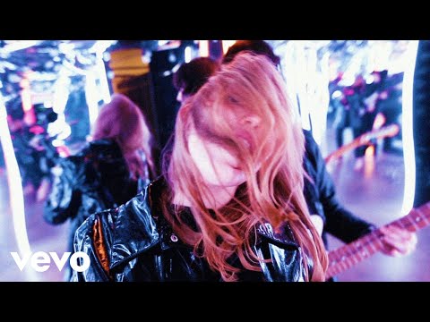 Hatchie - Nosedive (Official Video)