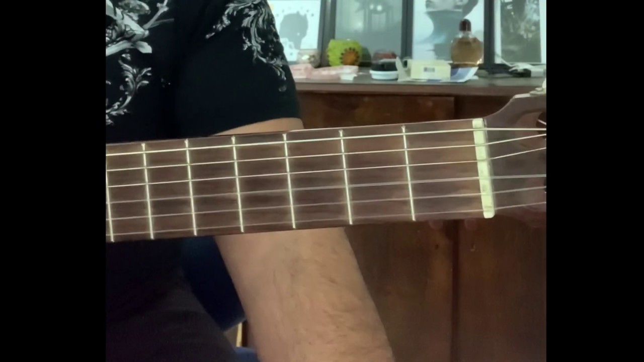 🎸كيف تعزف مالي شغل بالسوق - شرح سلم العجم