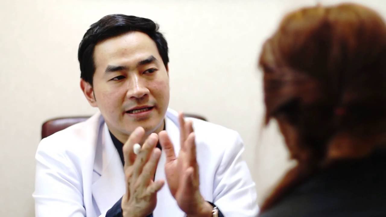 แนะนำการทำศัลยกรรมจมูกโดย นายแพทย์พีระ PSC Clinic