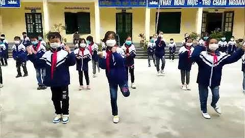 Đồng diễn flashmob Chiến binh xanh chống dịch Trường TH Thái Học, Vũ Minh, Nguyên Bình, Cao Bằng.