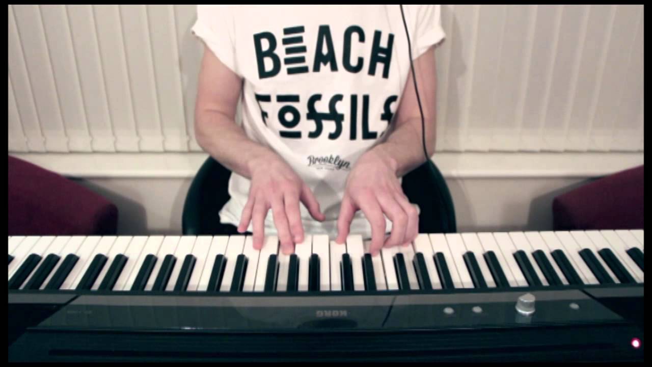 Freaking Out The Neighborhood Piano Cover Chords - Chordify - Freaking Out The Neighborhood Chords