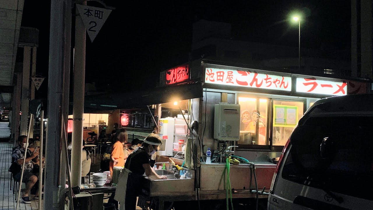 今も昭和の屋台が立ち並ぶ伝説の街。【福井・敦賀ラーメン】