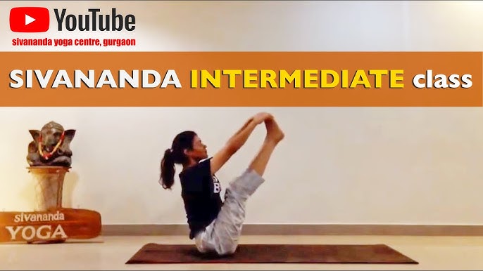 60 minutes Sivananda Yoga Class in 30 seconds 😃 - Watch Elif's practice  🧘🏻‍♀️ #yoga #shorts 