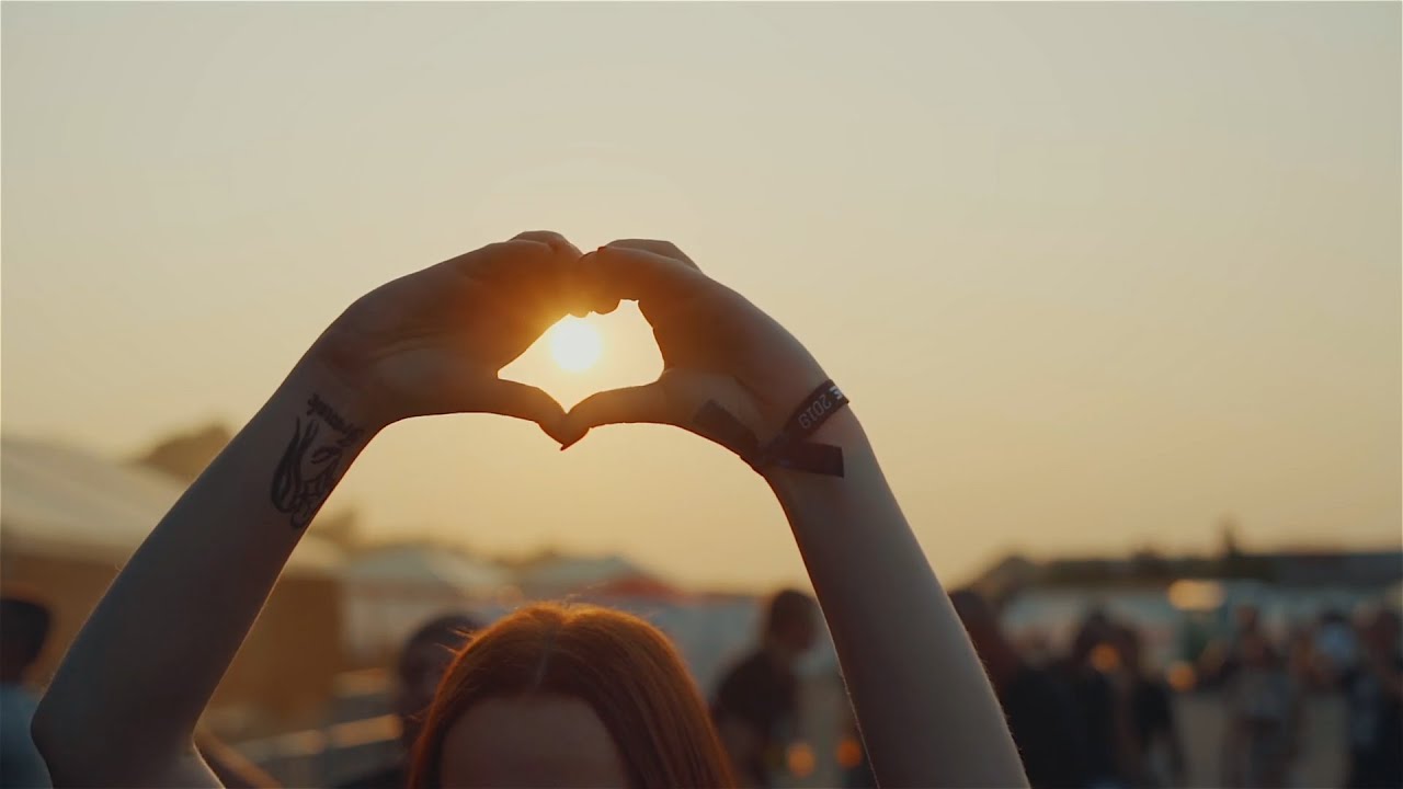 Rihanna Umbrella (Hardstyle Remix) Fran Garro YouTube