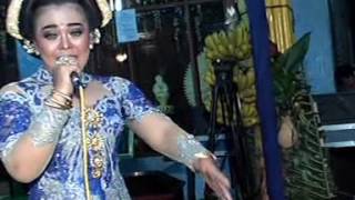 Mawar Ditangan Melati Di Pelukan Voc. Lia - BLS MUSIC & SOUND