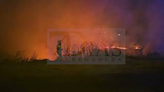 BOMBEROS DEL SEPEI TRABAJAN EN UN INCENDIO EN PLASENCIA