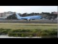 Nice landing Boeing 737 SXM-airport