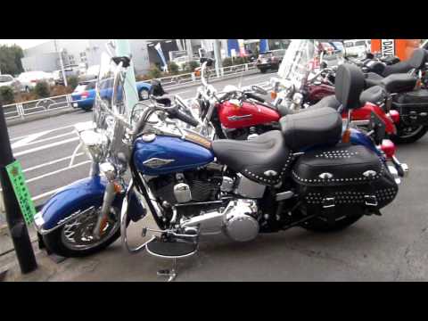  Harley  Davidson  FLSTC Heritage Softail  Classic Vs  Harley  