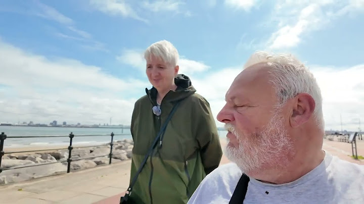 From Birkenhead we take a bus journey to New Brighton by the sea, NOT in #liverpool