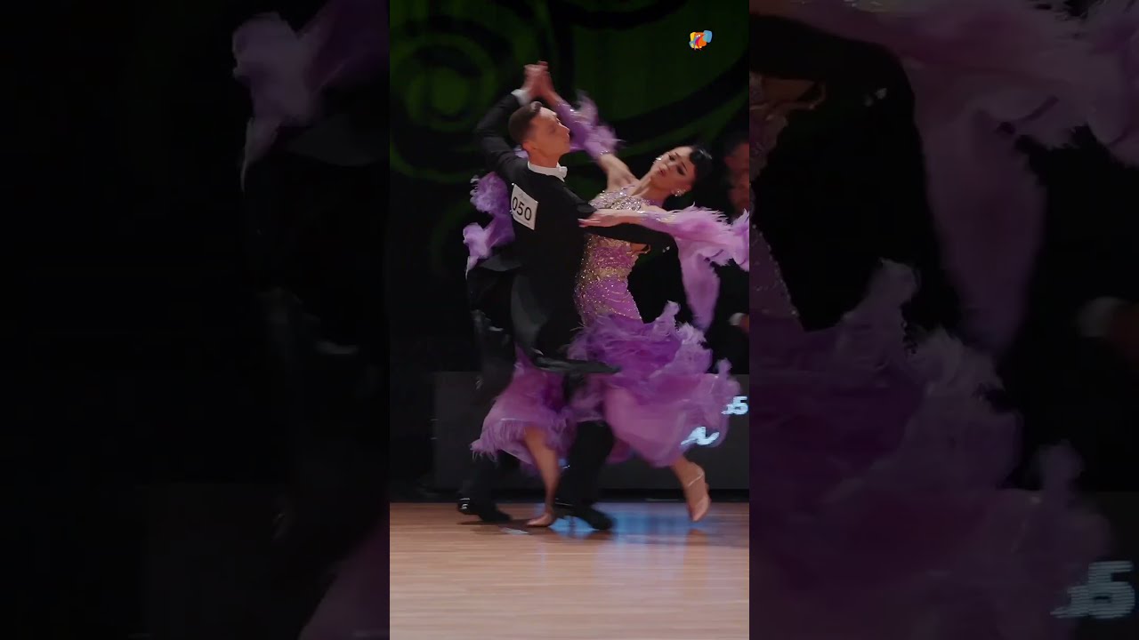 星美和　MIWA Vol.9 Dance at the gathering m i k u / 美 紅 | It's been 2 months since I debated
