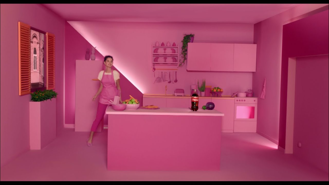 Altın Renkli Coca-Cola Kapaklarıyla Neon Renklerde Paşabahçe Cam Bardaklar Hediye!