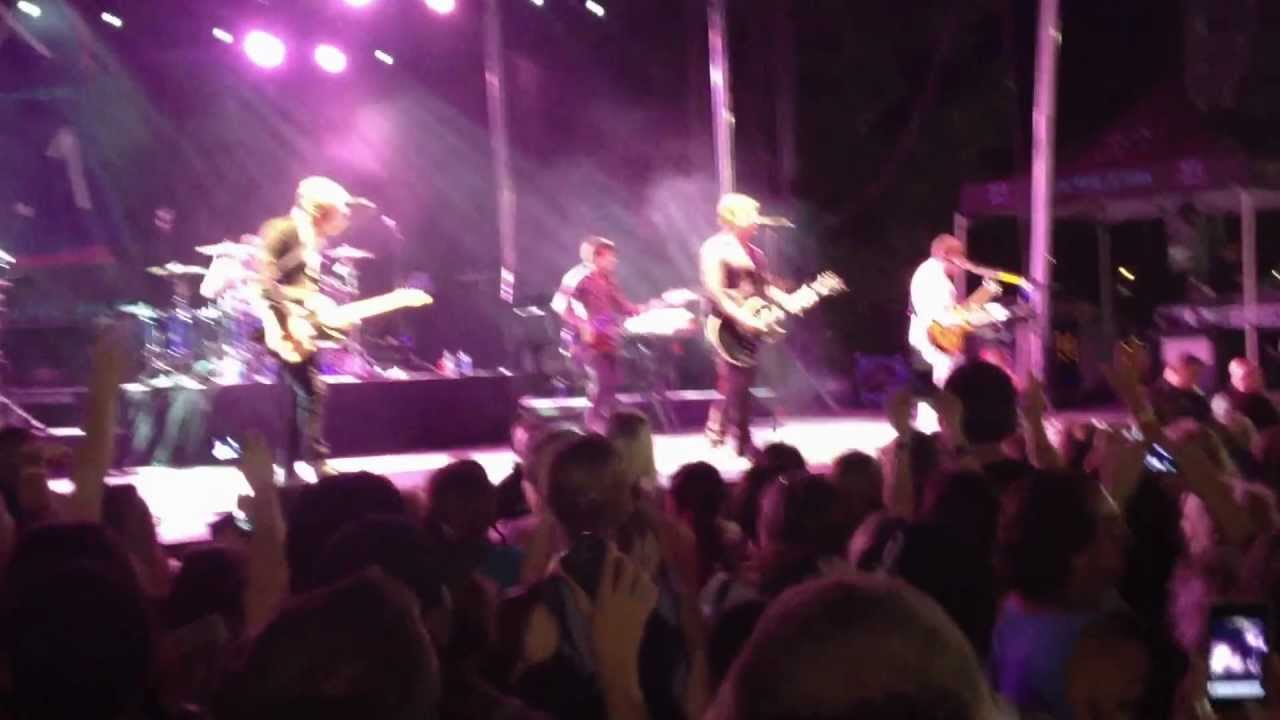 MATCHBOX 20 UNWELL LIVE AT THE BITE OF LAS VEGAS FESTIVAL 2012 YouTube