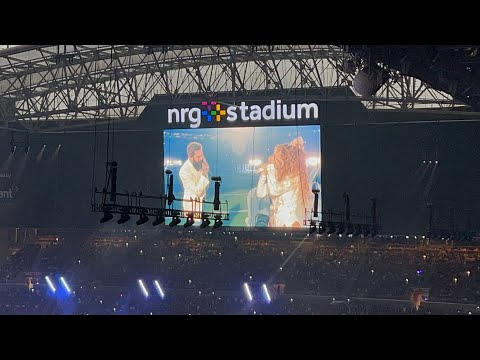 BEYONCÉ FULL HALFTIME PERFORMANCE (w/ POST MALONE & SHABOOZEY) - TEXANS ...