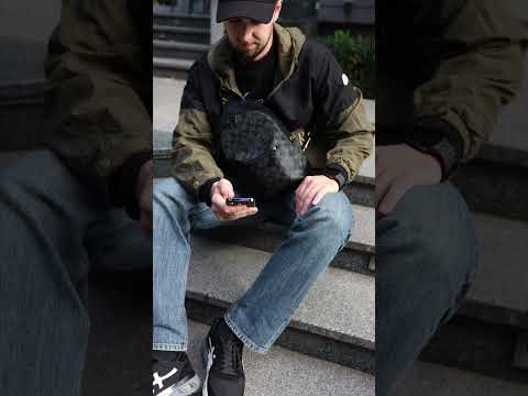 Сумка чоловіча West Pack In Signature Canvas, видео 1