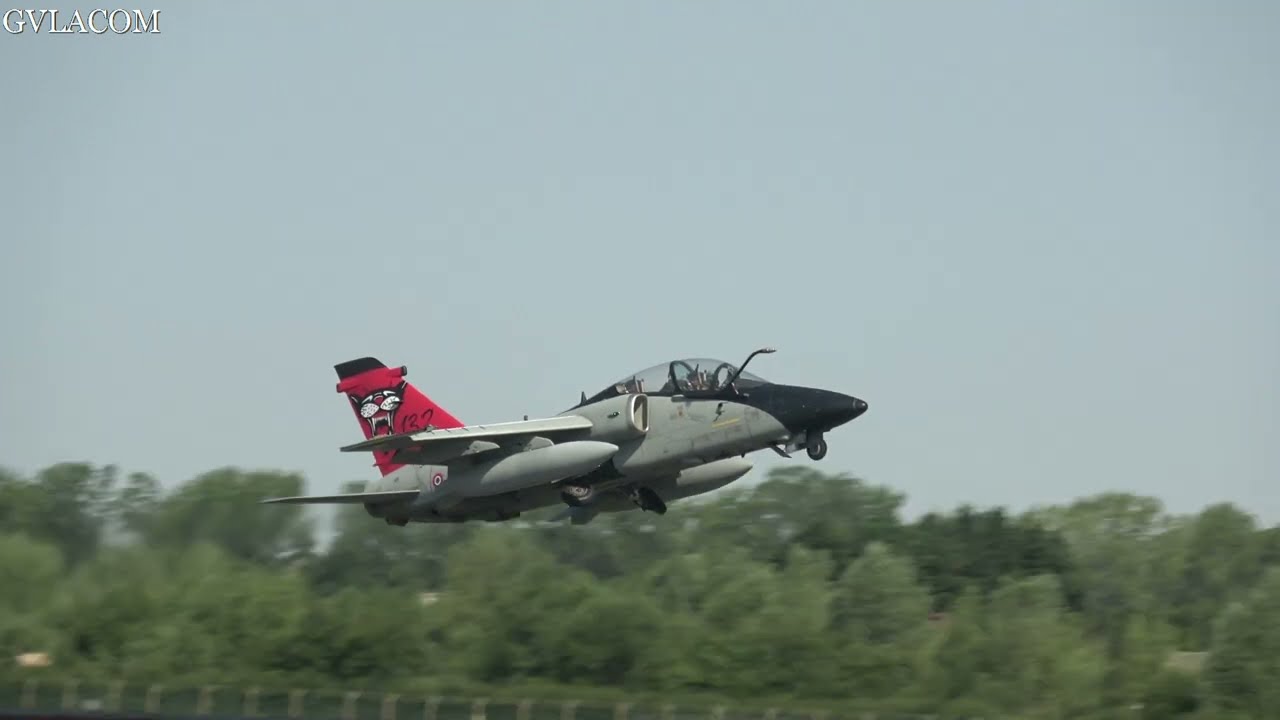 Italian Air Force AMX and Alenia M-346 Master departure RIAT 2022
