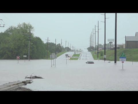 Heavy rain causes severe flooding in Oklahoma - YouTube