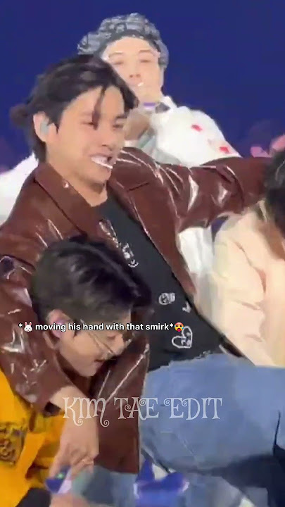 jungkook🐰 can't able to control his hands🗿🔥 for taehyung🐻#bts #shorts