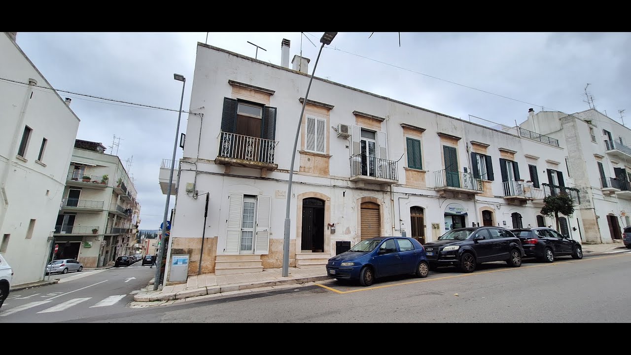 Casa indipendente su due livelli nella zona centrale di Noci